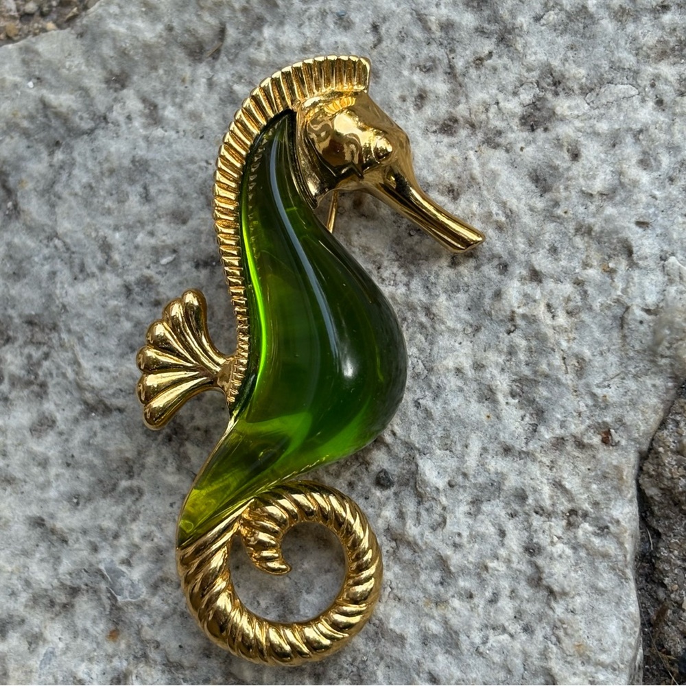 Vintage Trifari Seahorse Green Jelly Belly Brooch
